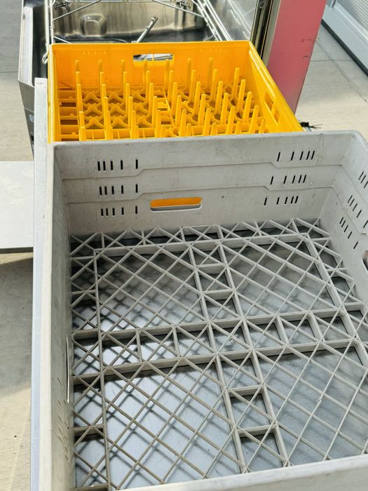 Професионална Конзолна Съдомиялна Electrolux.Линия