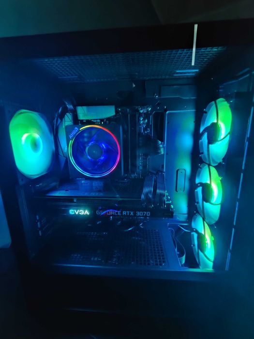 Геймърски Компютър (КАТО НОВ) - AMD R7 3700X, Nvidia RTX3070, 32GB RAM, NVMe SSD