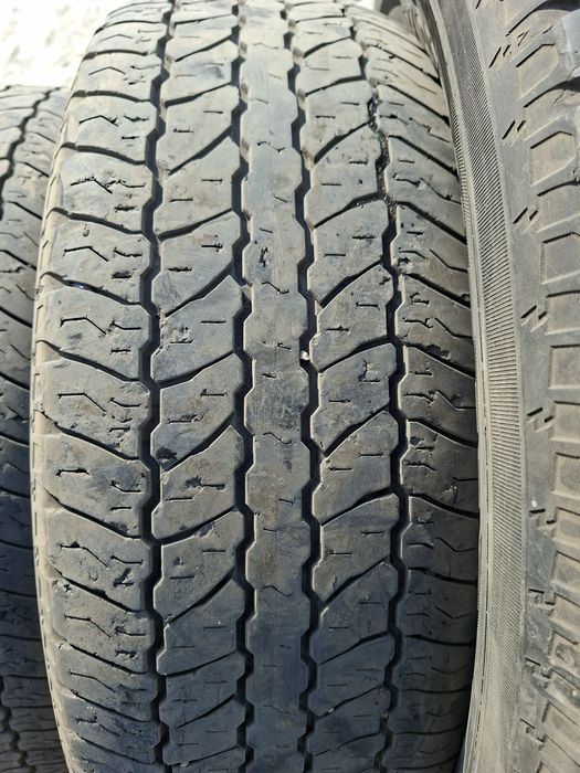 Продам шины 265/65/17 якохама