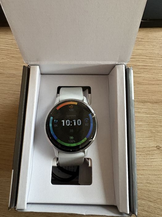 Смарт-часы Garmin Venu 3