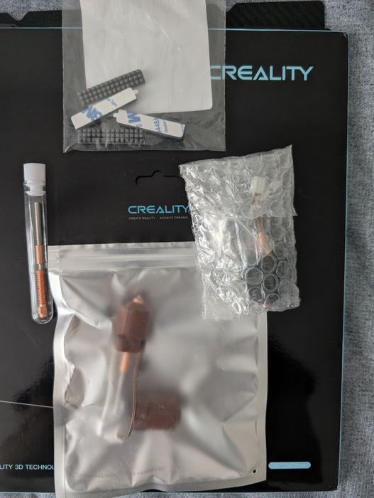 Imprimanta 3D Creality K1C + accesorii