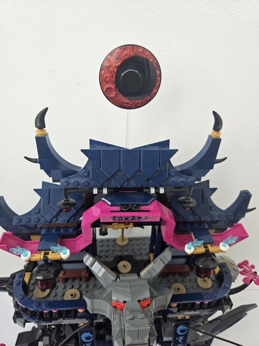 LEGO Ninjago 71813 – Wolf Mask Shadow Dojo (2024)