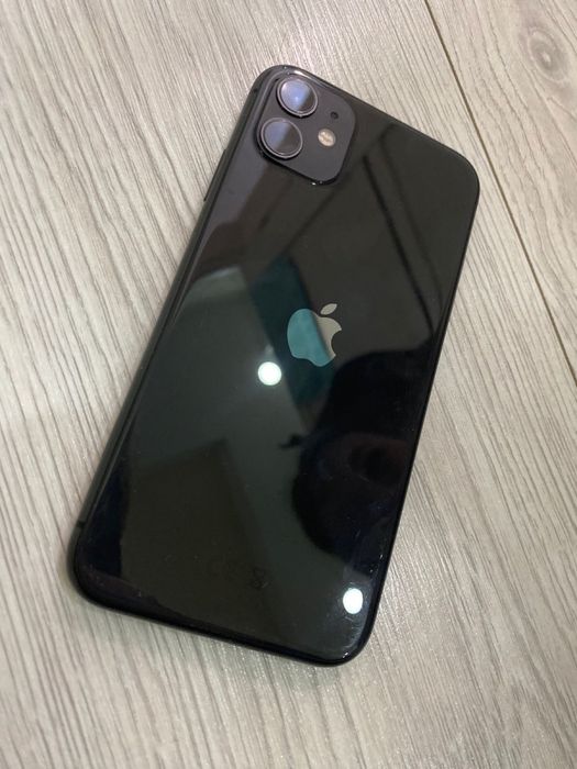 iPhone 11 б/у состояние отличное