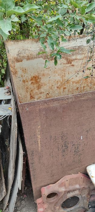 Ёмкость железная под воду, отходы и тп