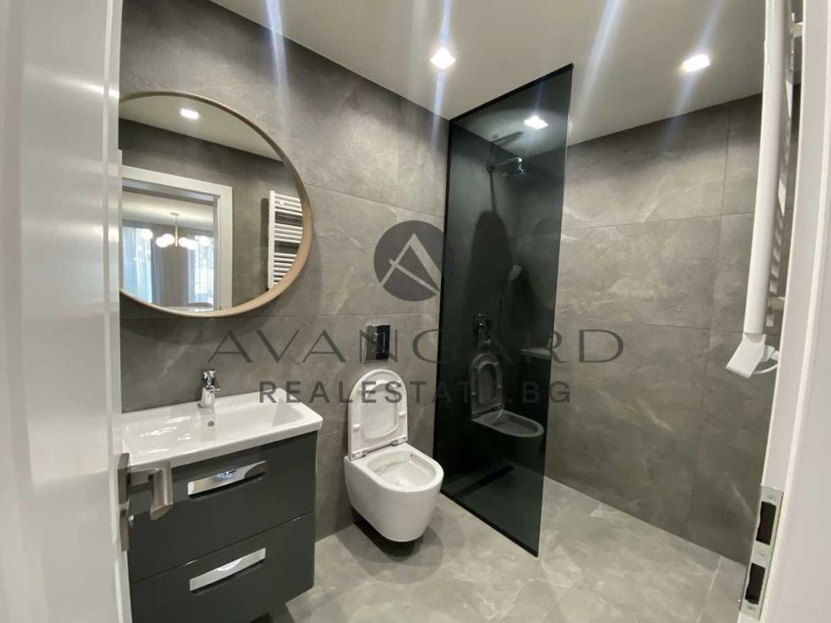 оф.20422 Тристаен Обзаведен до х-л Ст. Петербург