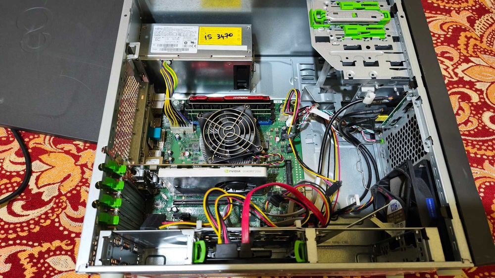 Vand Fujitsu Esprimo E85+ , i5-3470 , 16Gb ddr3 ,  NVIDIA QUADRO 2000