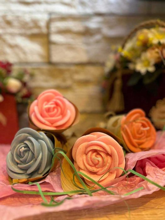 Цветя от соев восък