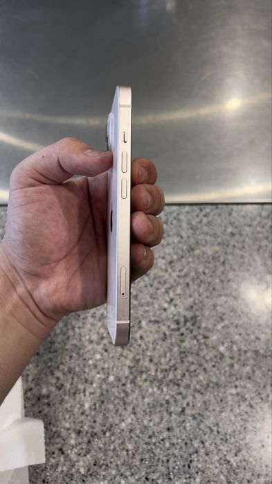 Iphone 13 128Gb ёмкост 74%