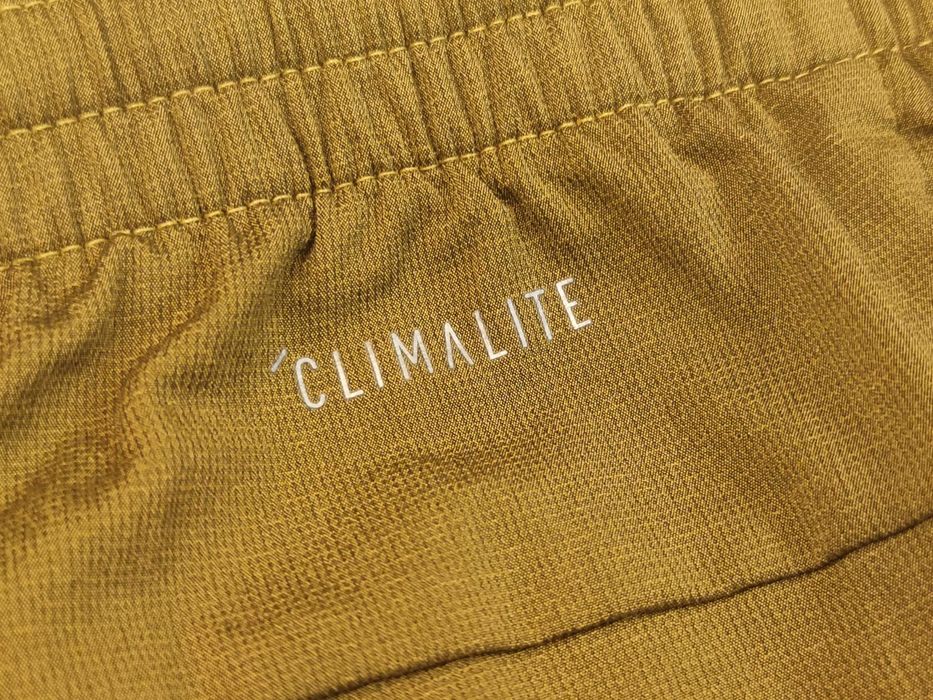 Pantaloni scurti Adidas Climalite Gold