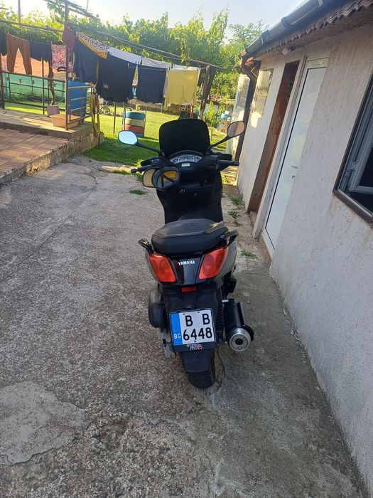 Yamaha x max 250