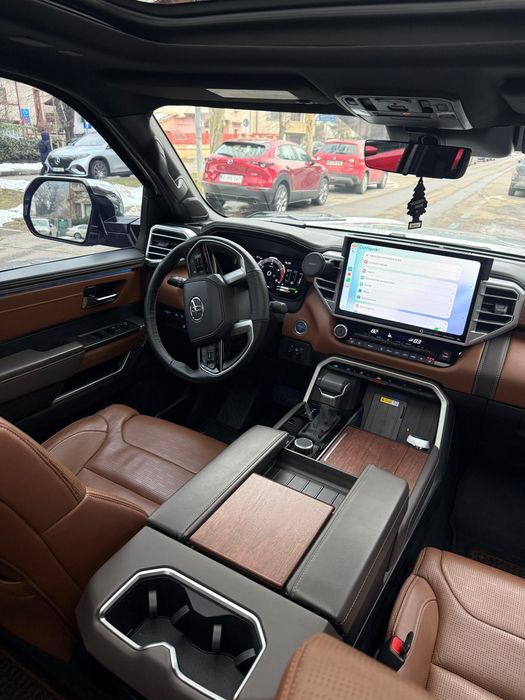 TOYOTA Tundra Hybrid i-Force MAX