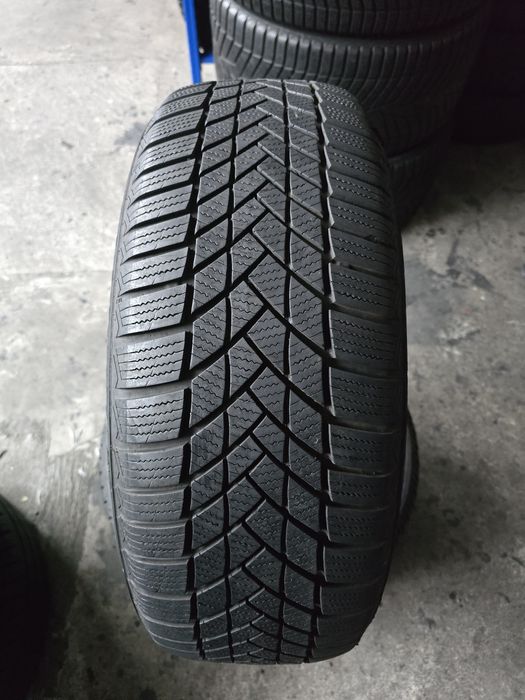 Matador 215/55 R17 98V MS iarnă