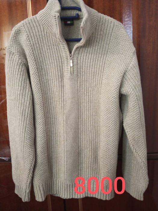 Мужская одежда,куртка,рубашка,свитера