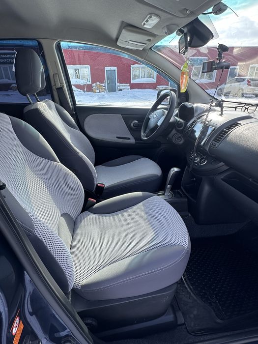 Продам Nissan Note автомат
