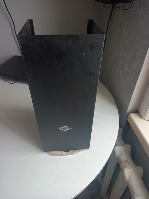 Продам вытяжку .