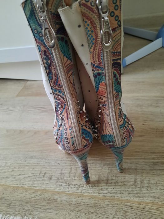 Шикарные ботильоны