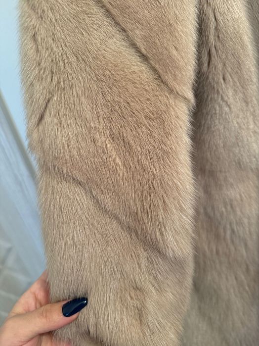 Женская верхняя одежда/ ШУБА