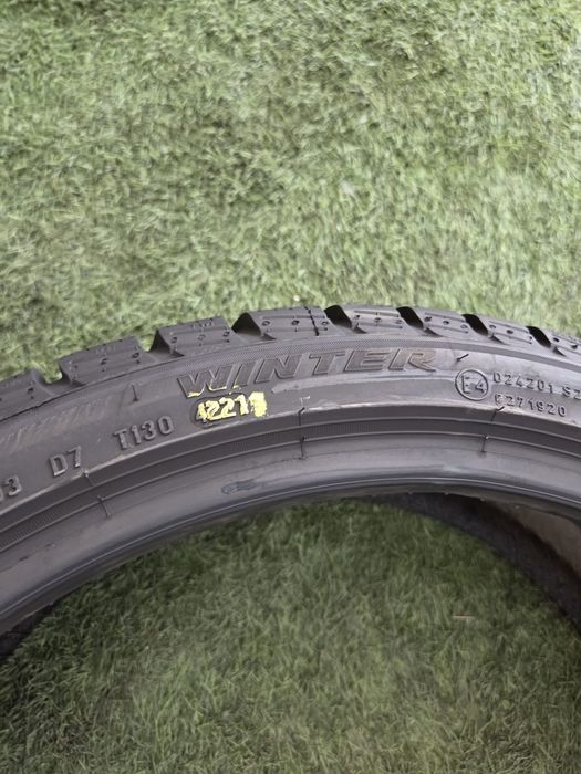 205 40 18 Pirelli