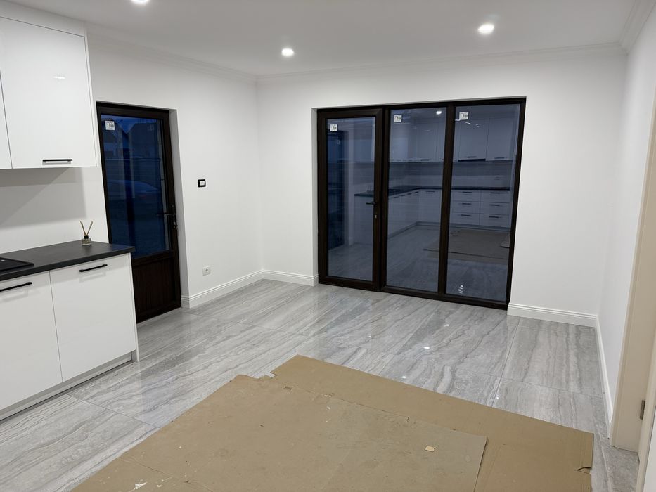 Casa de vanzare teren apartament vila