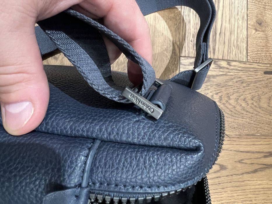 Calvin Klein сумка через плечо