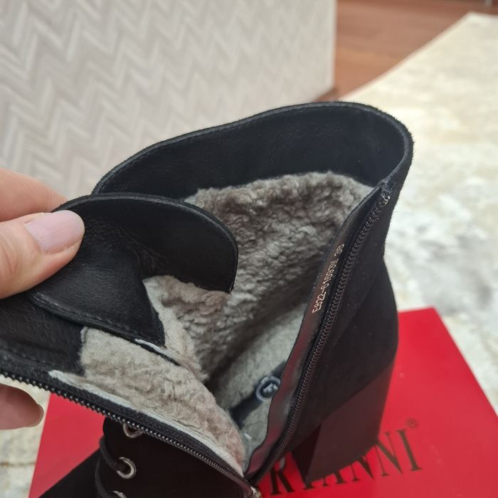 Продам ботильоны