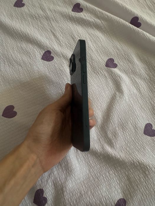 Продам Iphone 14