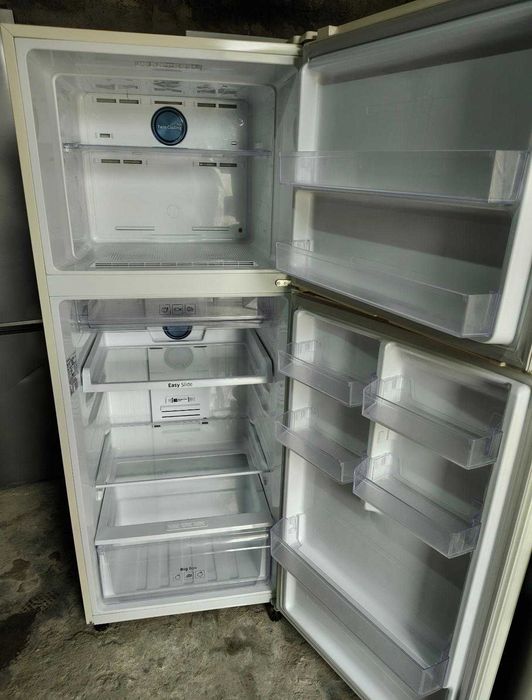 Frigider SAMSUNG 370 litri nr A223