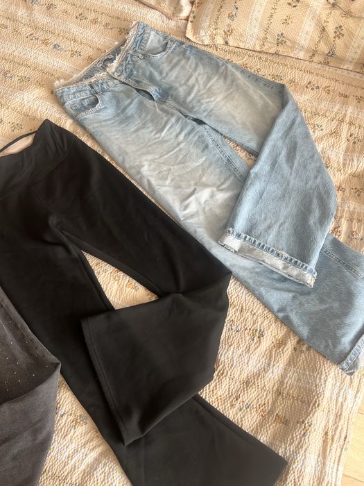 Продаю джинсы клеш и брюки белые