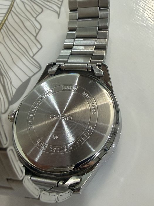 Наручные часы Casio