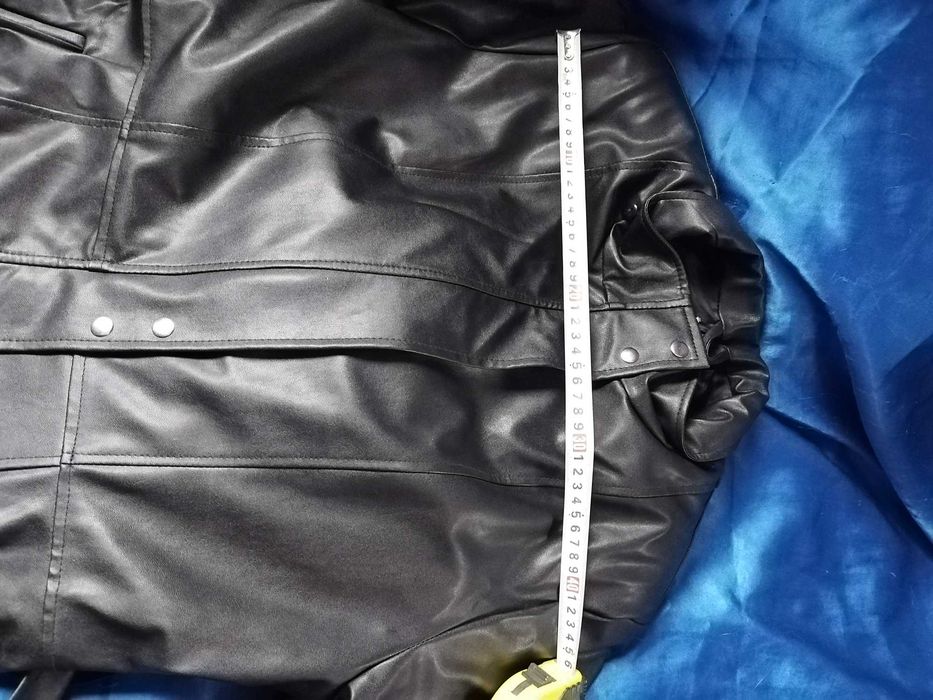 Намалена цена - Чисто нови палта за продажба