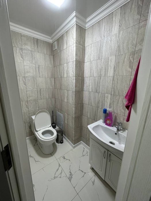 Вакзал Узгазоил ёнида куп қаватли дом лефт бор 3/6