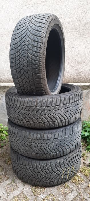 4 броя зимни гуми 235 45 18 Bridgestone  8mm