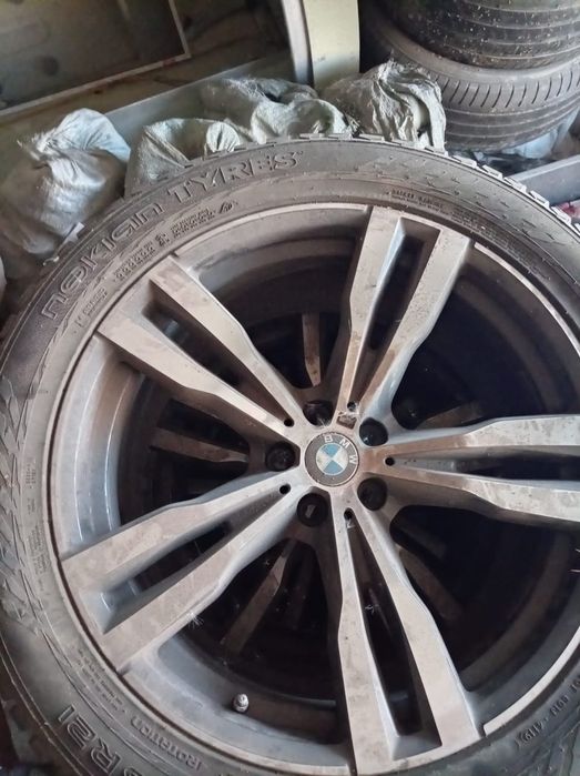 Продам диск с резиной