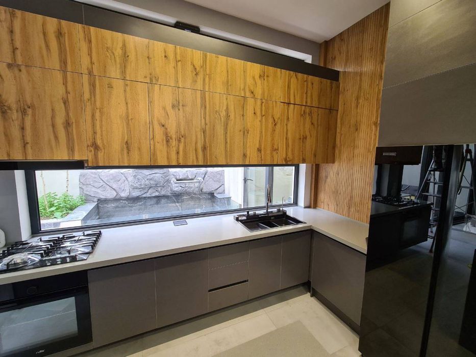 Продается Евро дом Центр луначарского