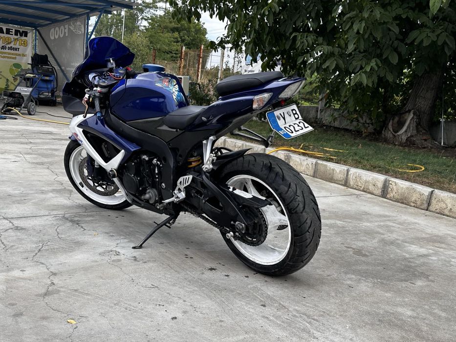 Suzuki GSXR 600 K6 / K7