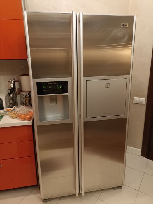 Продам холодильник LG