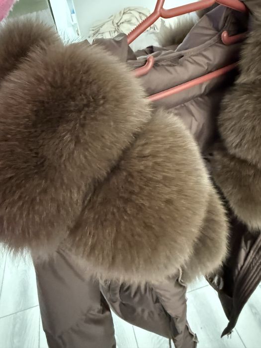 Geaca maro cu blana naturala