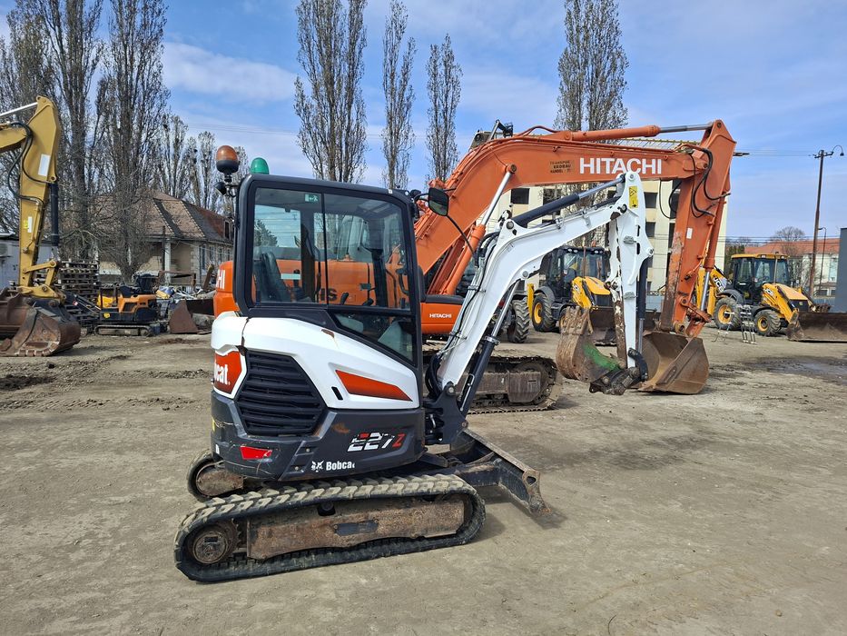 Vand miniexcavator bobcat E27z
