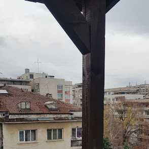 Дава под наем тристаен Стрелбище