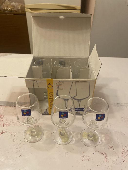 Рюмки . Французское  стекло.