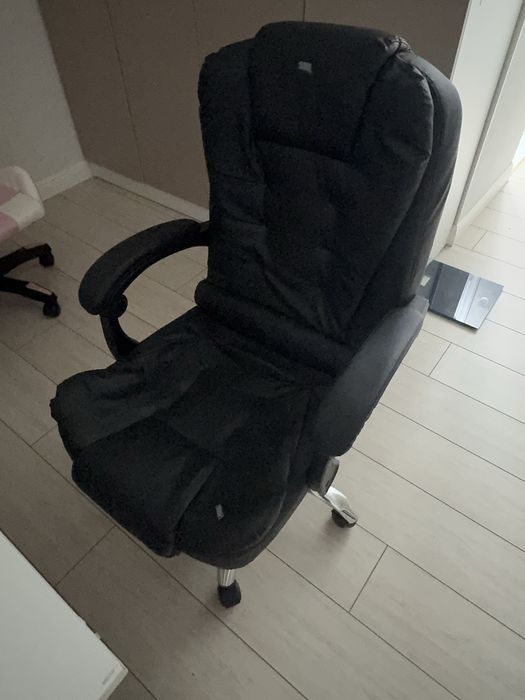 Офисное кресло продам