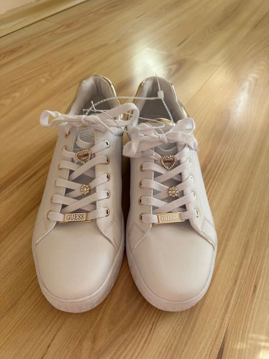 Дамски маратонки Guess