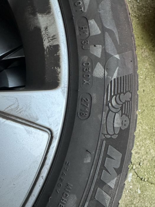 Jante originale Volvo XC40 R18 cu anvelope vara