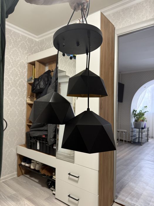 Продам люстру б/у за 10тыс