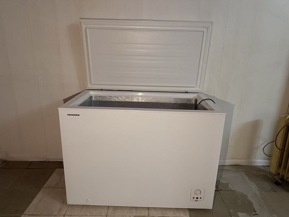 Vand lada frigorifica pentru congelate