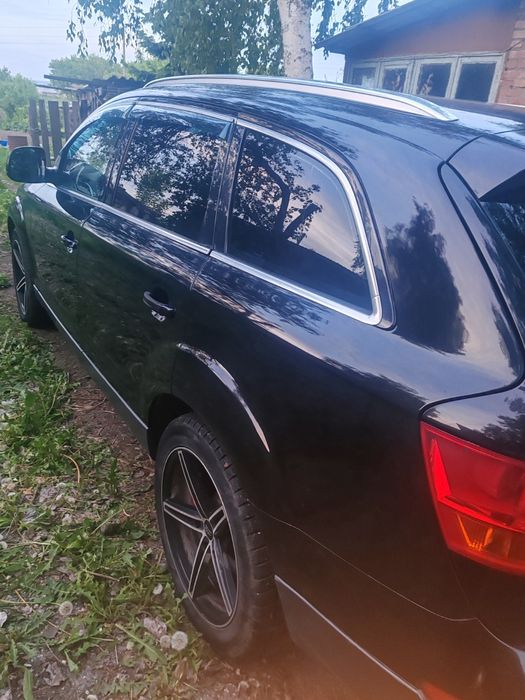 Продам ауди Q7 4.2 бензин 2006г
