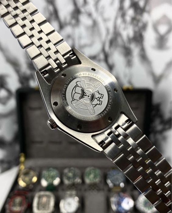 Механические наручные часы