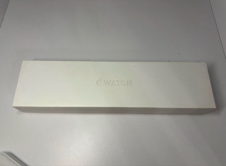 Продам Apple Watch Series 8