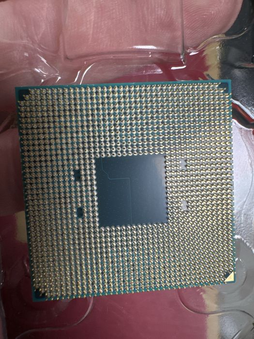 Ryzen 5700 procesor amd