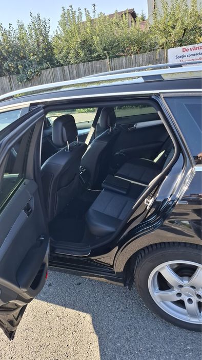 MERCEDES-BENZ C-Class 2010 — imagine 5